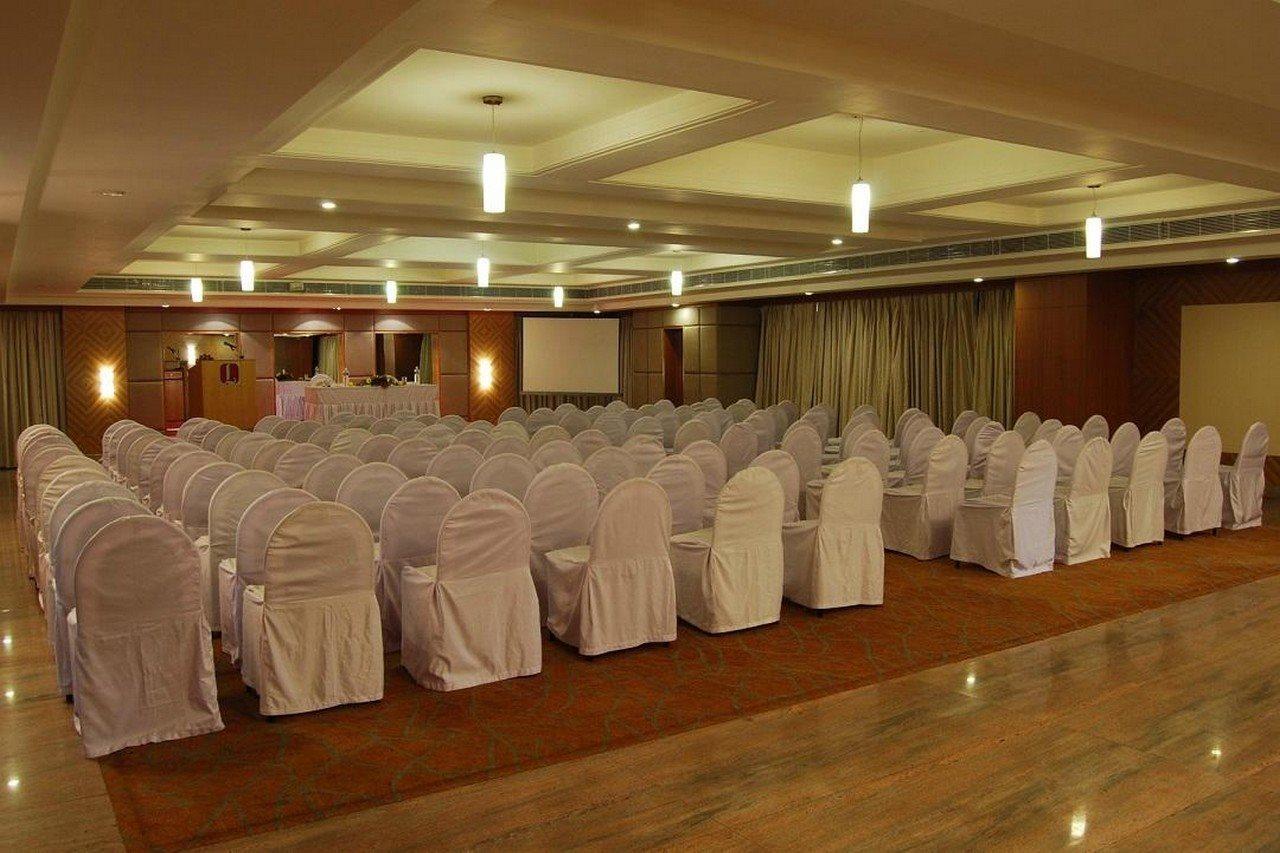 Lords Plaza Ankleshwar Hotel Exterior photo