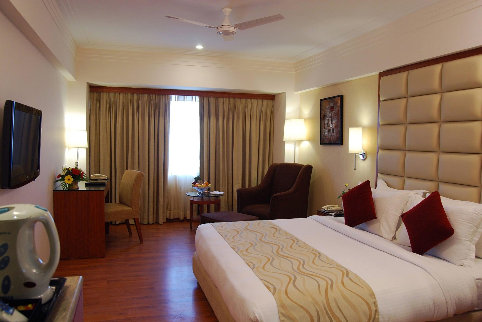Lords Plaza Ankleshwar Hotel Exterior photo