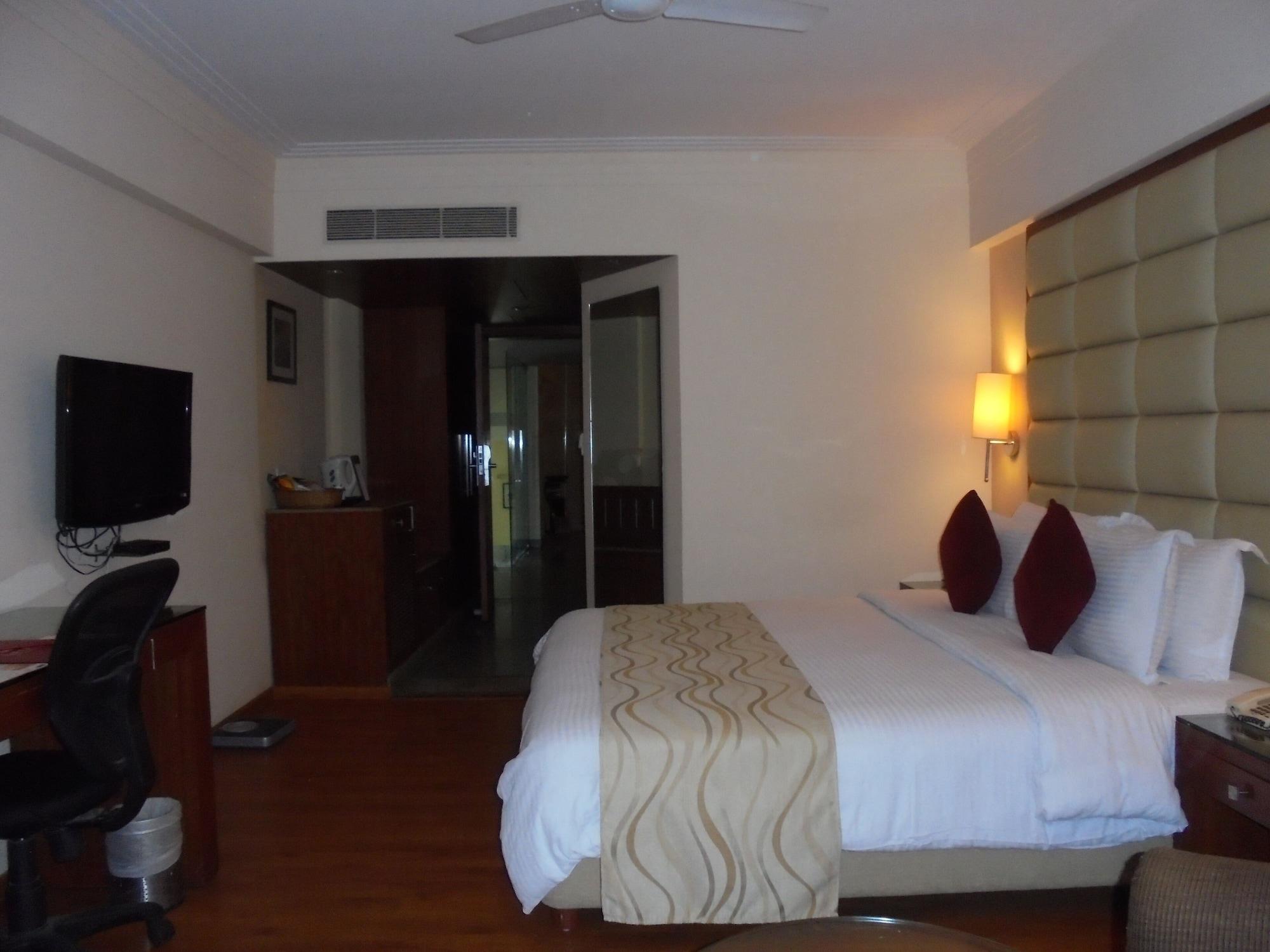 Lords Plaza Ankleshwar Hotel Exterior photo